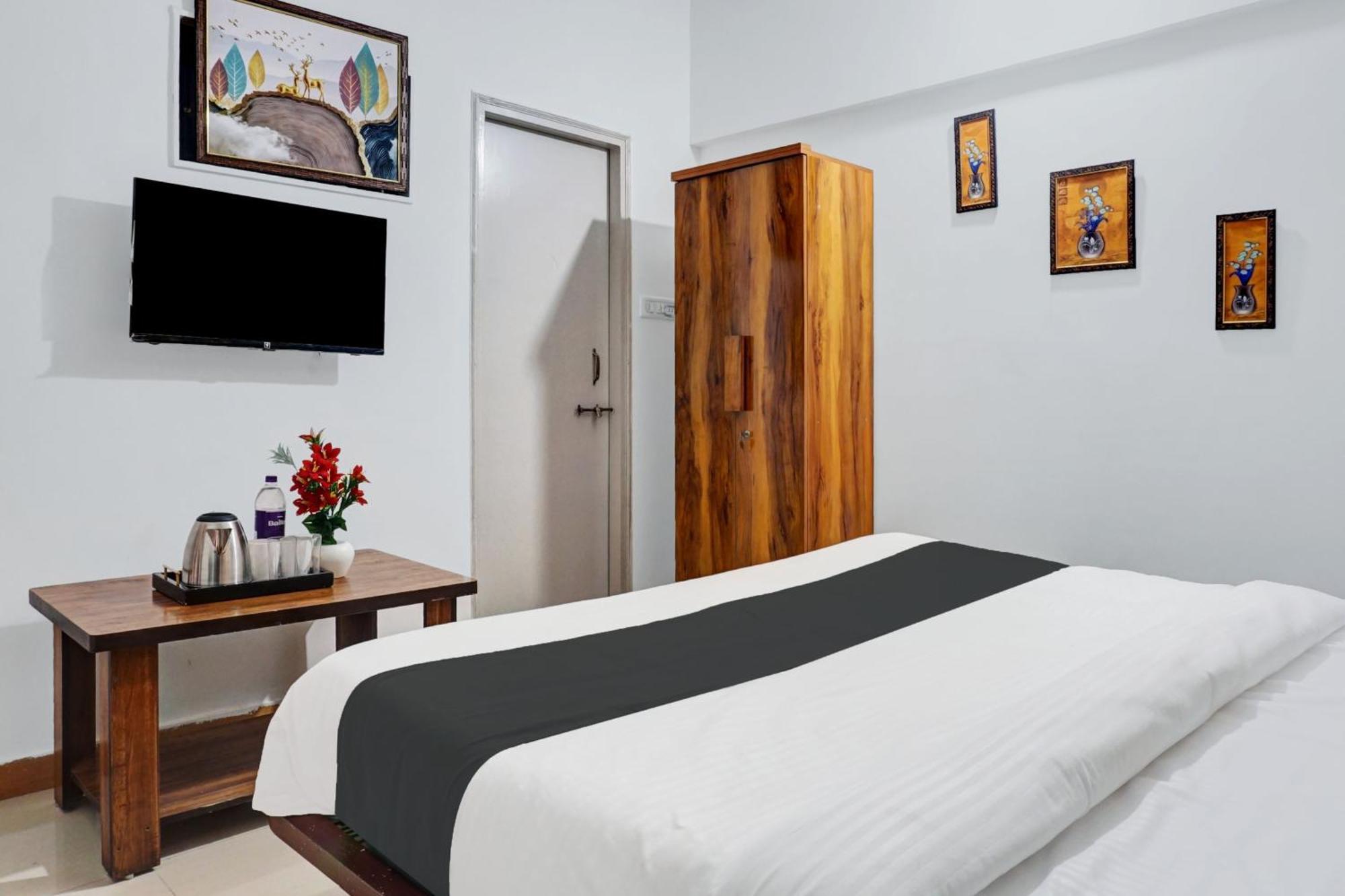 פונה Hotel O Nisarg Villa מראה חיצוני תמונה