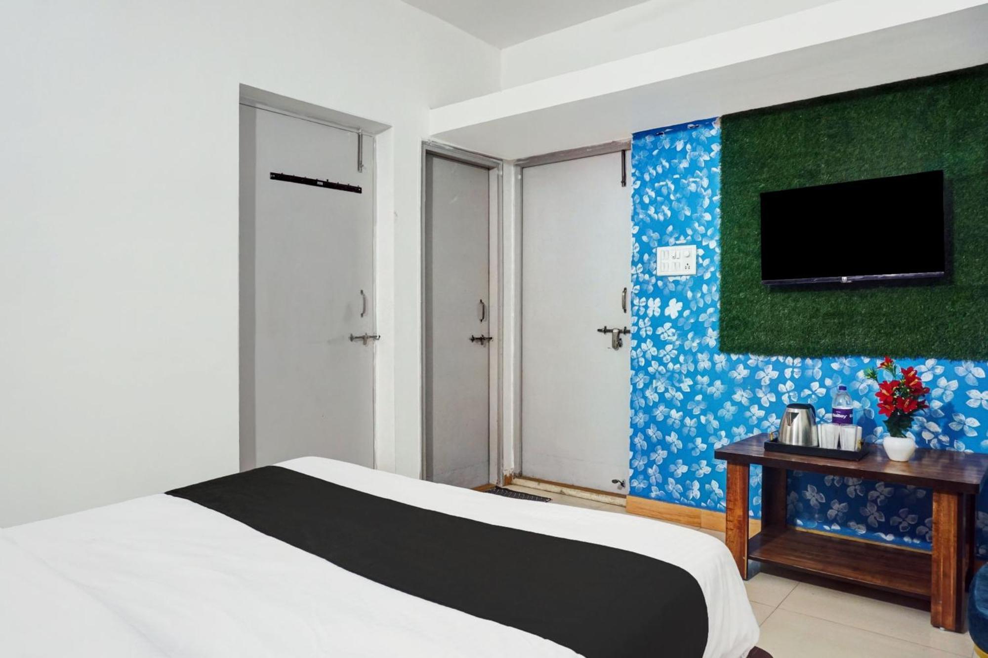 פונה Hotel O Nisarg Villa מראה חיצוני תמונה