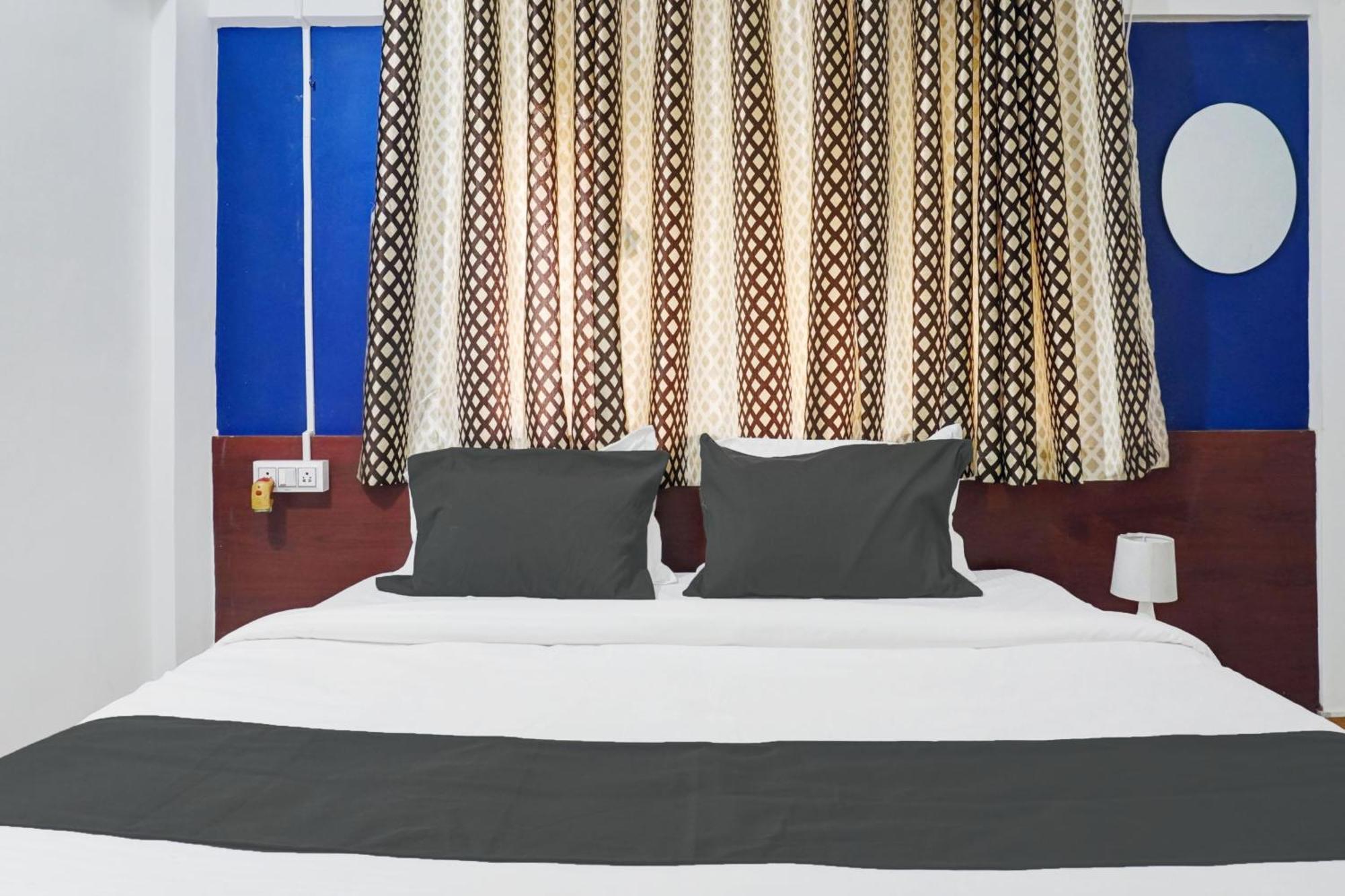 פונה Hotel O Nisarg Villa מראה חיצוני תמונה